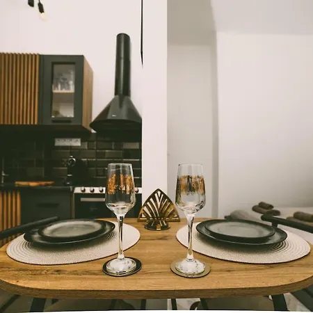 Scenic By Buda Castle Apartment *