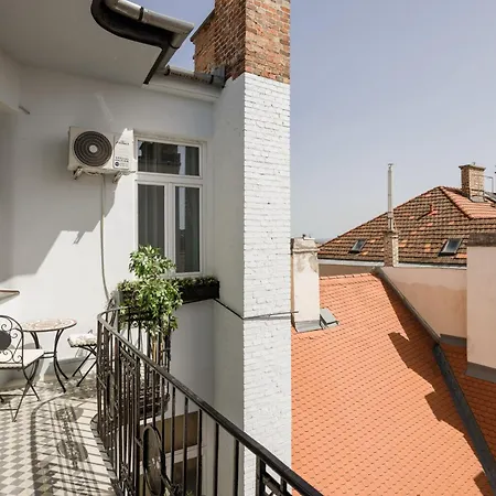 Apartment Scenic By Buda Castle